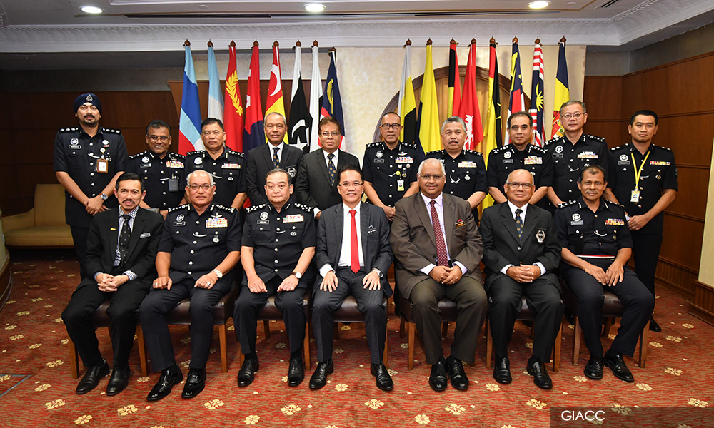 Liew holds dialogue session with top cops over IPCMC Bill