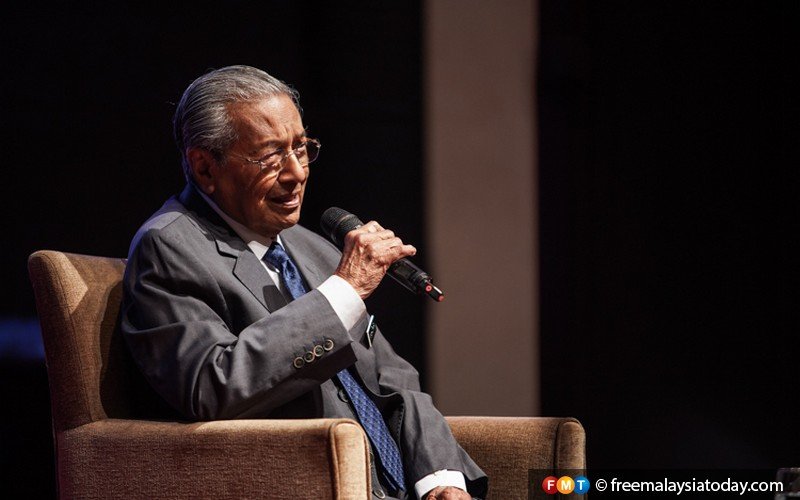 Putrajaya wont interfere in upcoming IPCMCs affairs assures Mahathir